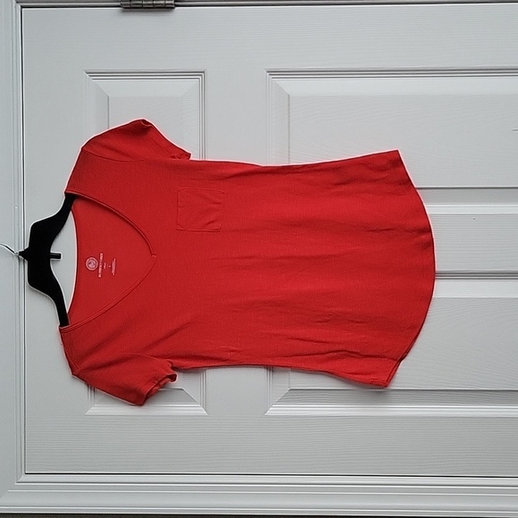 SO Perfect V Neck Shirt - Picture 1 of 10